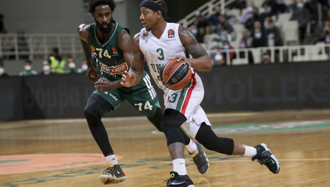 Для казанцев это первая победа в гостях в еврокубках в этом сезоне.