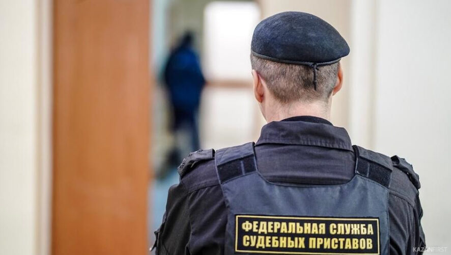 Испугавшийся нарушитель ПДД выложил 30 тысяч рублей.