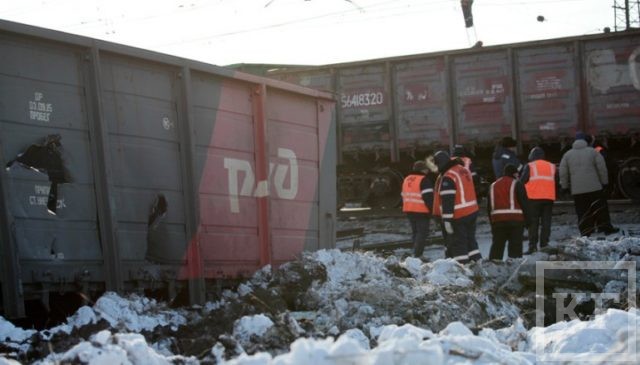 еще двое получили различные ранения в результате столкновения двух товарных поездов на железной дороге Учалинского горно-обогатительного комбината в Башкортостане