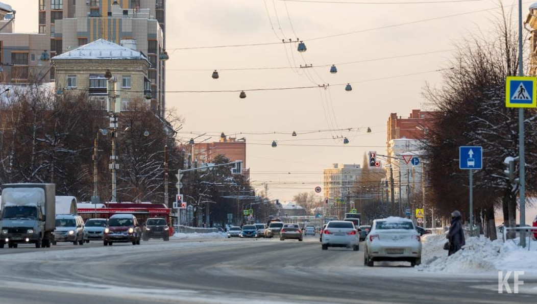 Троим пассажирам иномарки понадобилась помощь медиков.