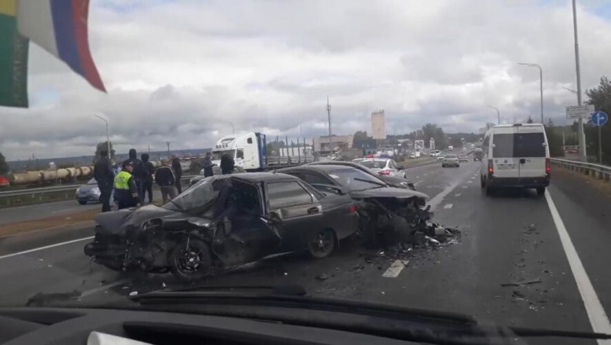 Разбитыми оказались &laquo;Форд Фокус&raquo;