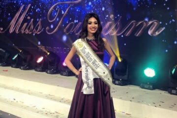Звание «Мисс бикини мира» завоевала жительница Новосибирска Дарья Хохлова. Она участвовала в конкурсе красоты «Мисс туризм 2018»