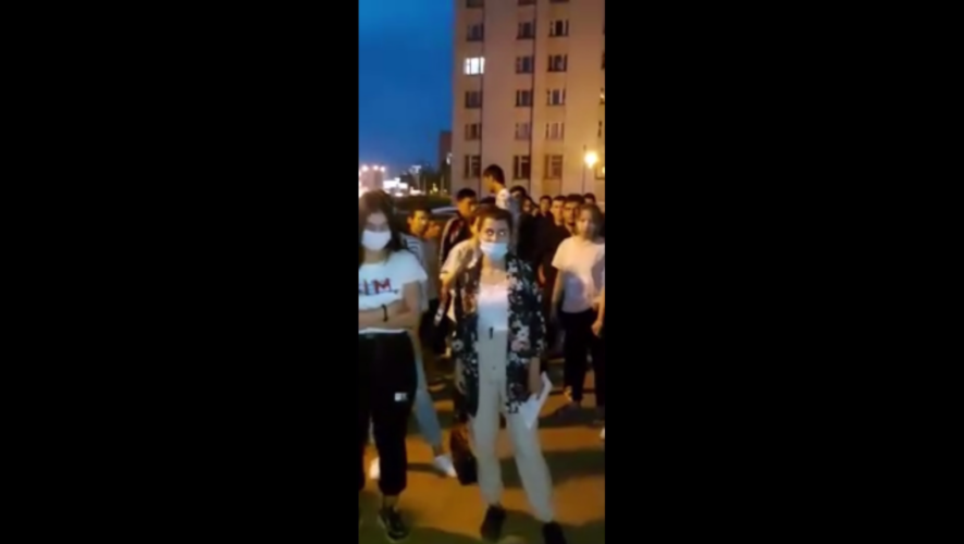 Иностранные студенты вышли на пикеты из-за нехватки мест в общежитиях