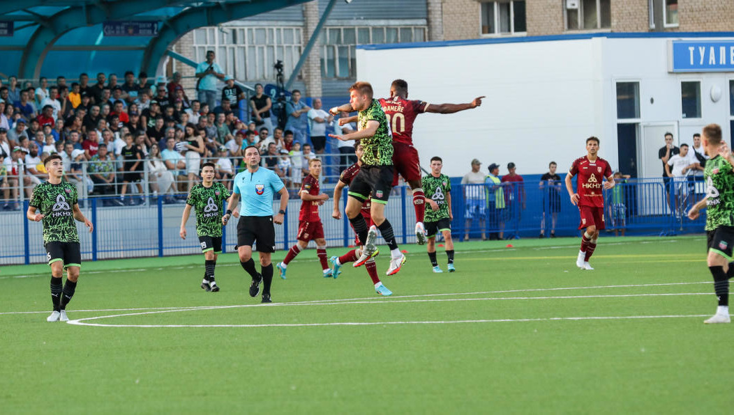 Команда Слуцкого выходит на свой матч