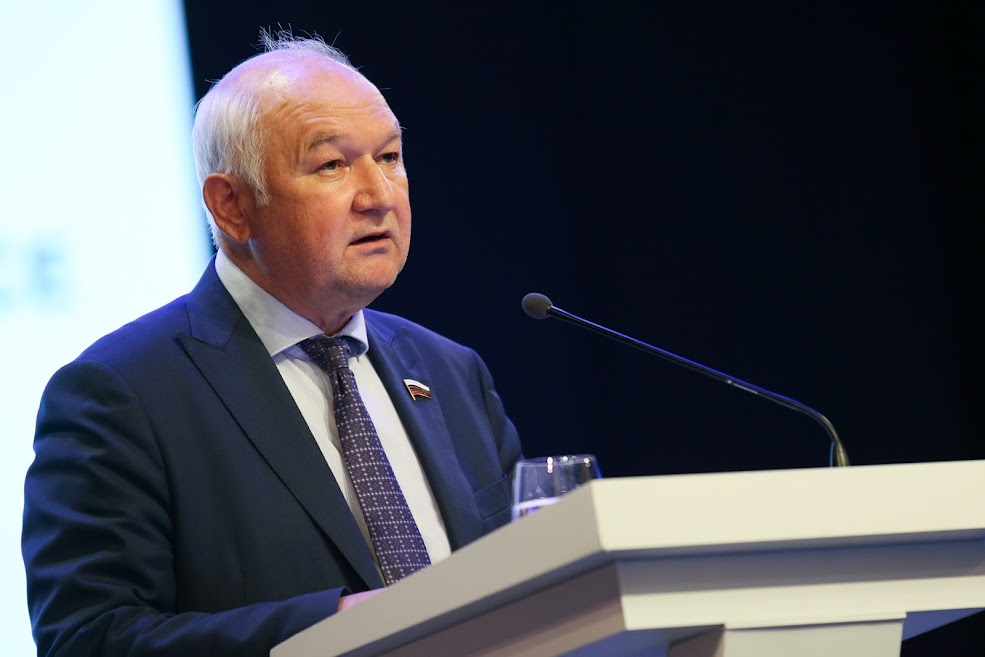 как со страниц паспортов россиян уходила строка «национальность» и кто сегодня больше всего заинтересован в ее возвращении.