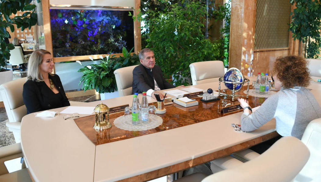 Президент республики также обсудил и другие совместные проекты с главой киностудии «Союзмультфильм».