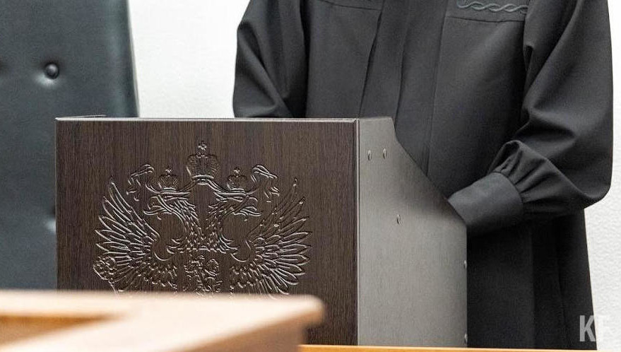 Обвиняемого заключили под стражу.