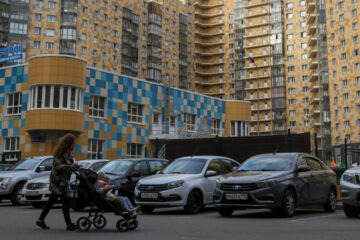 За право быть управляющей компанией в крупном жилом комплексе Советского района Казани борются три управдома