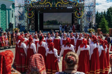 Президент Татарстана назвал фестиваль русского фольклора событием общероссийского масштаба.