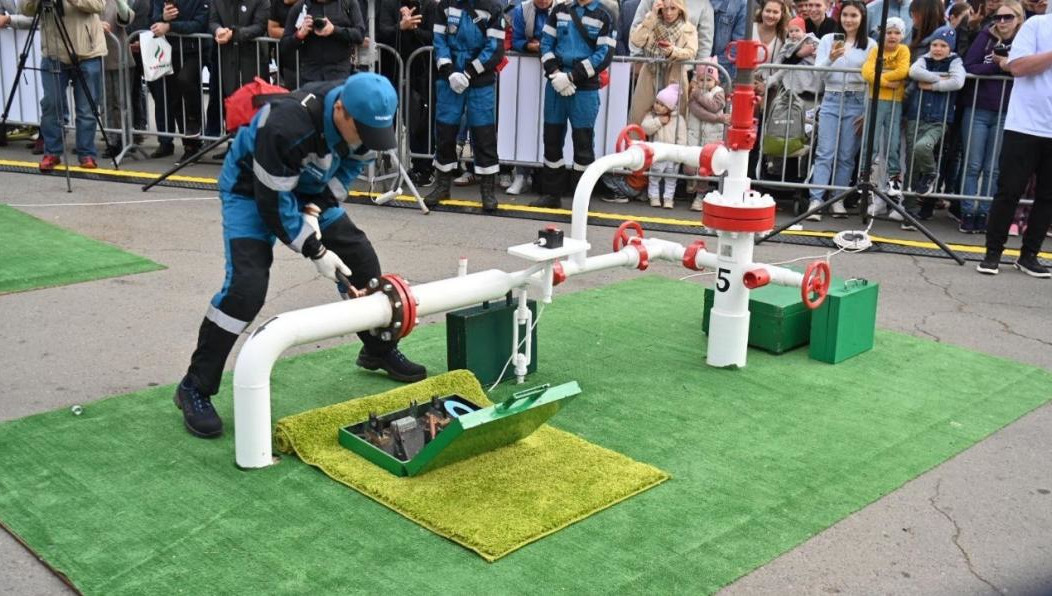 Рустам Минниханов осмотрел конкурсные площадки.