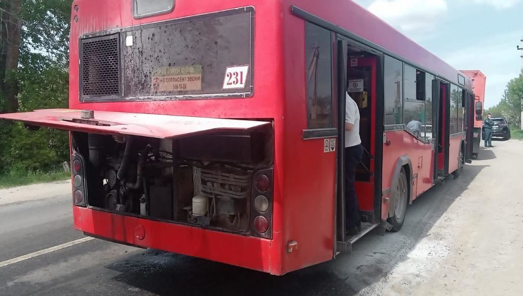 Директору  МУП «ПАТП №2» поручили устранить нарушения и привлечь виновников к дисциплинарной ответственности.