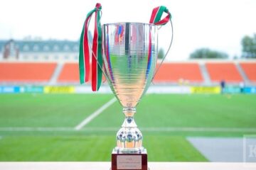 В субботу и воскресенье в пяти городах Татарстана прошли первые матчи 1/8 финала Кубка Татарстана по футболу.