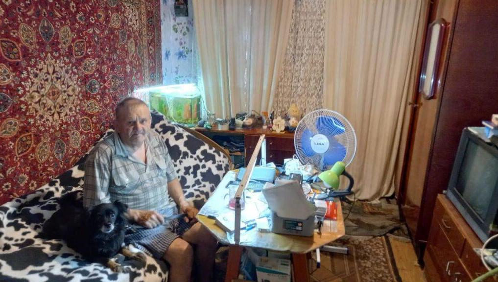 Владимир Алексеевич перенес инсульт и остался без жилья.