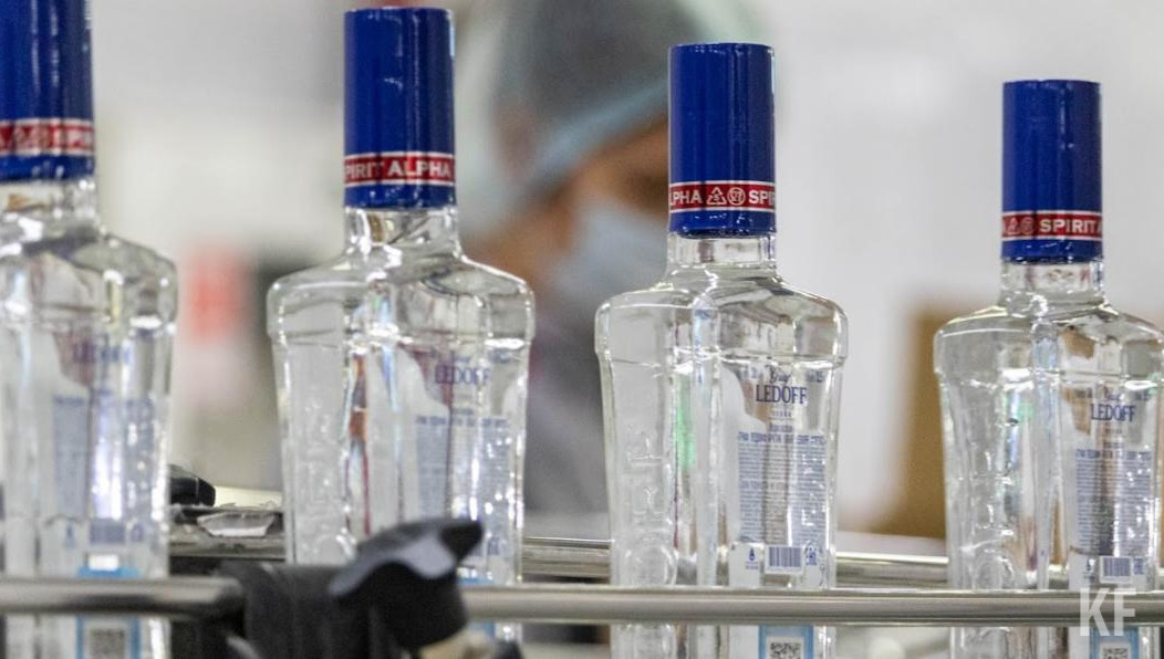 Из незаконного оборота изъяли почти 2540 литров алкоголя.