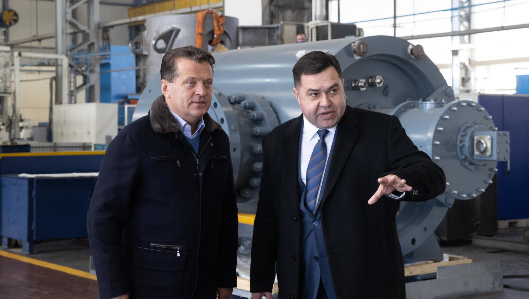 На сегодняшний день на предприятии работают свыше 1