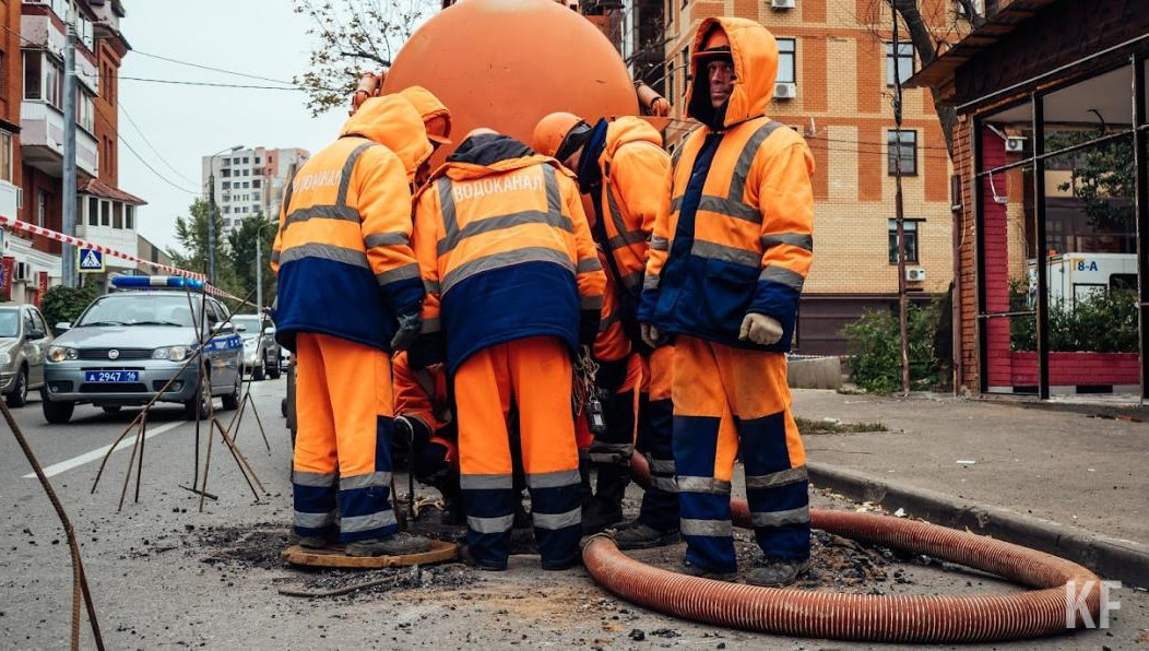 Произошла авария на водопроводе.