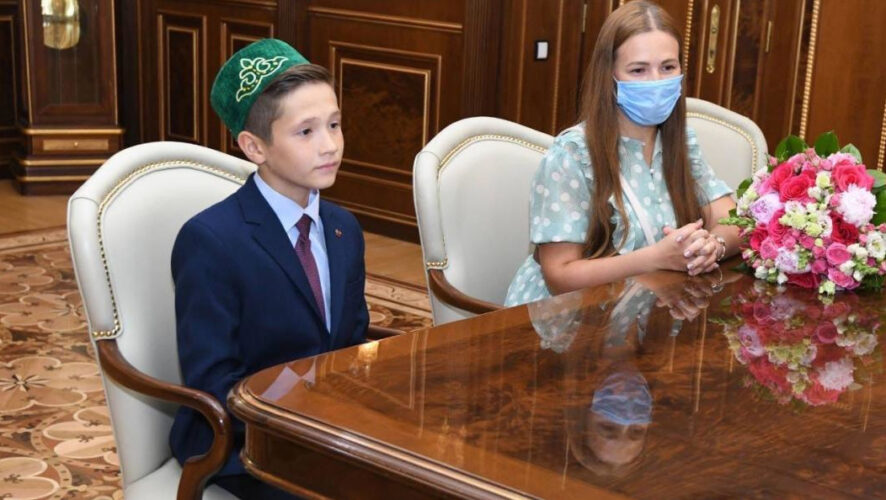 Мальчик уже в юном возрасте уверен