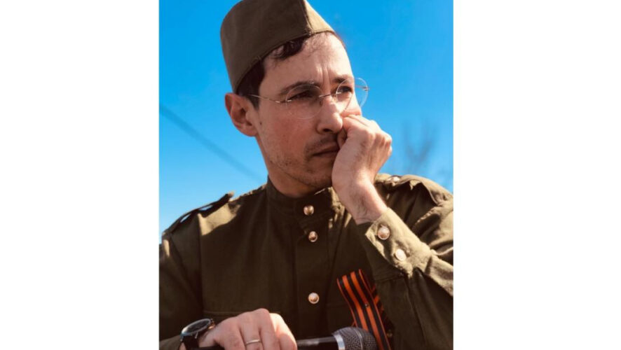 Мужчина страдал от рака. У него остались жена и двое детей.