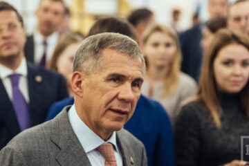 Об этом президент заявил губернатору региона во время встречи в Казани.