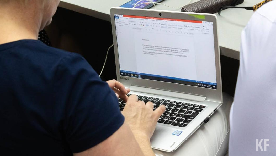 Можно установить как последнюю версию