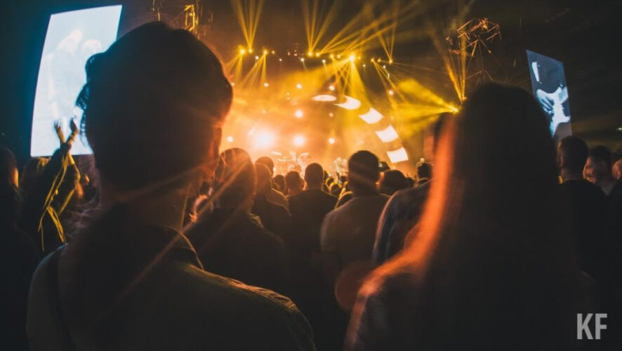 Молодчикам грозит арест или штраф.