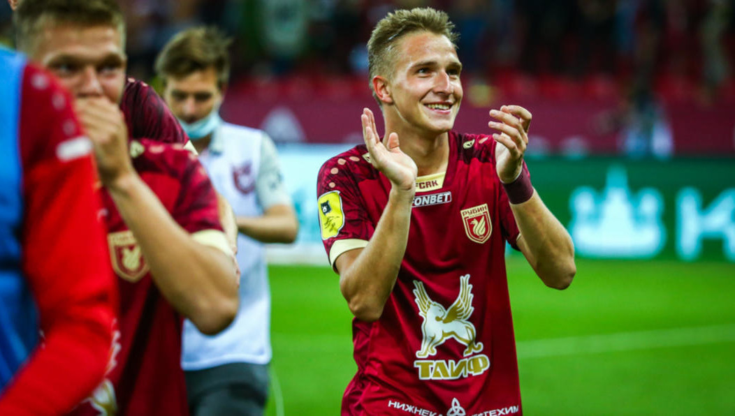 Крайний защитник набрал 47 процентов голосов.