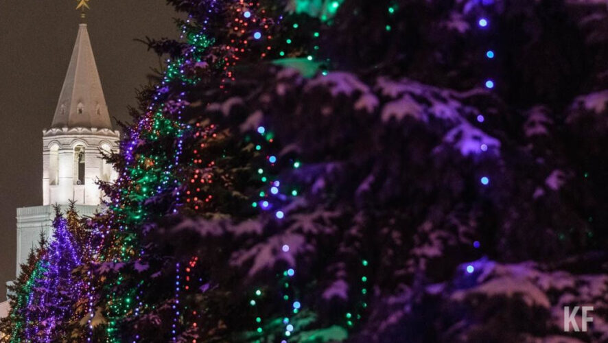 Двое молодых людей неспешно собрали ее и ушли.