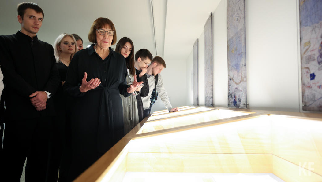 Фоторепортаж с выставки редких книг в Национальной библиотеке.