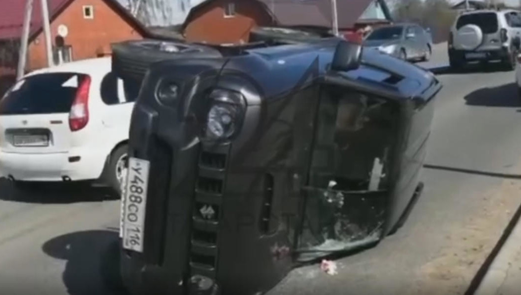 Пассажиры отделались испугом.