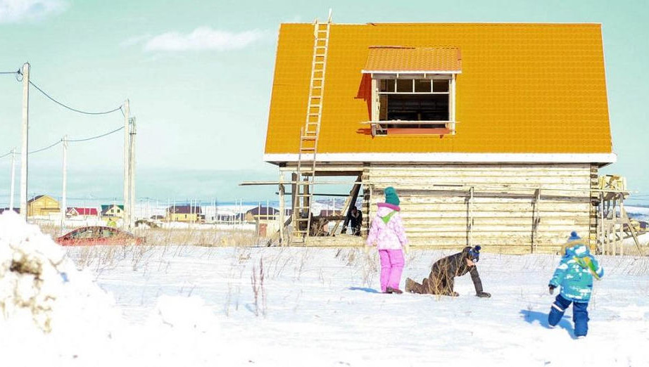 глава Тукаевского района написал обращение к премьер-министру республики. Руководитель муниципалитета просит региональные власти выделить деньги на решение дорожной проблемы.