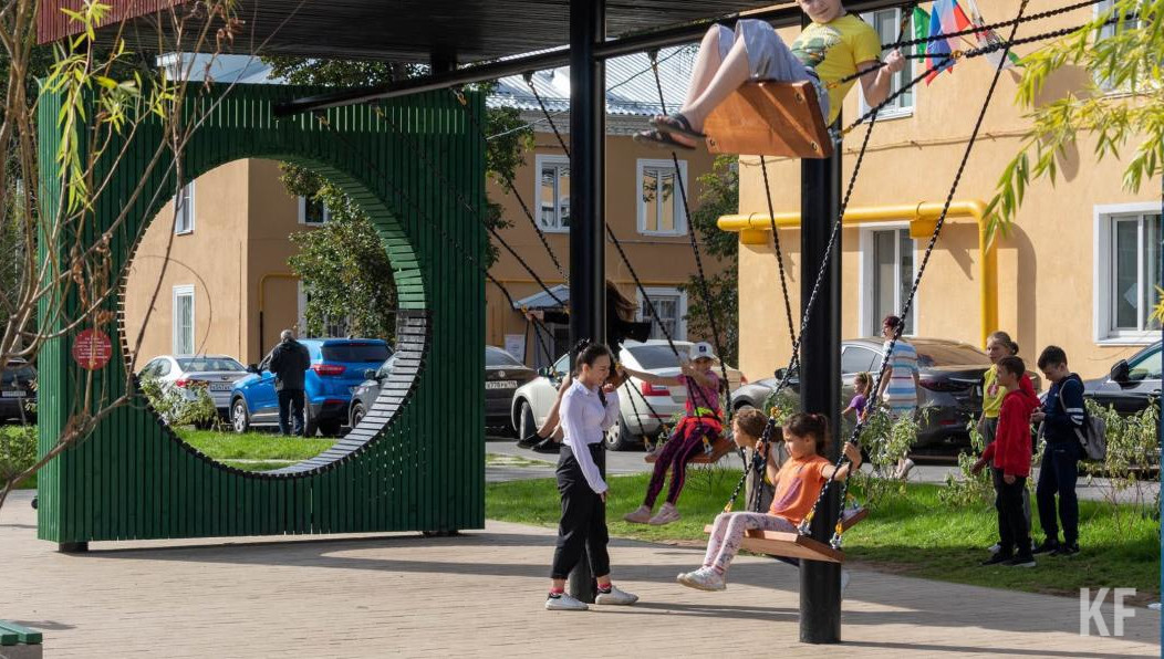 Местами может пройти кратковременный дождь.