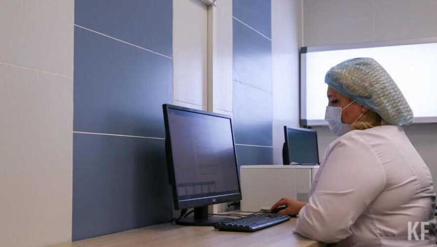 Служба должна работать круглосуточном режиме.