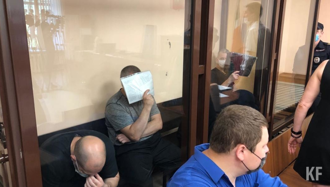 Спустя 16 лет после преступления четверо обвиняемых получили внушительные сроки.