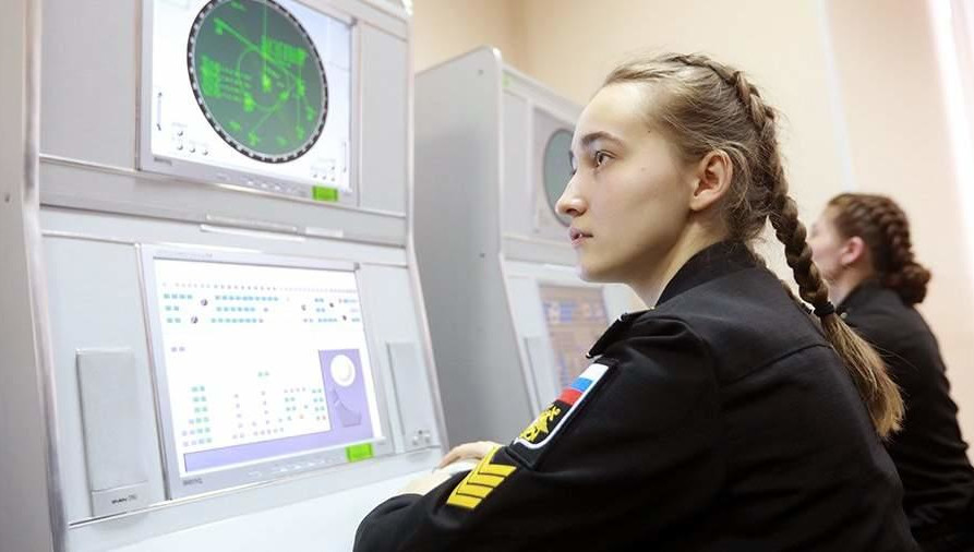 Программа модуля обеспечивает формирование навыков в повседневной жизни и в рабочей обстановке безопасных условий жизнедеятельности.