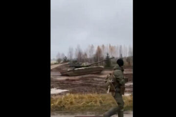 Часть новейших вооружений российской армии ещё не используются на фронте СВО.