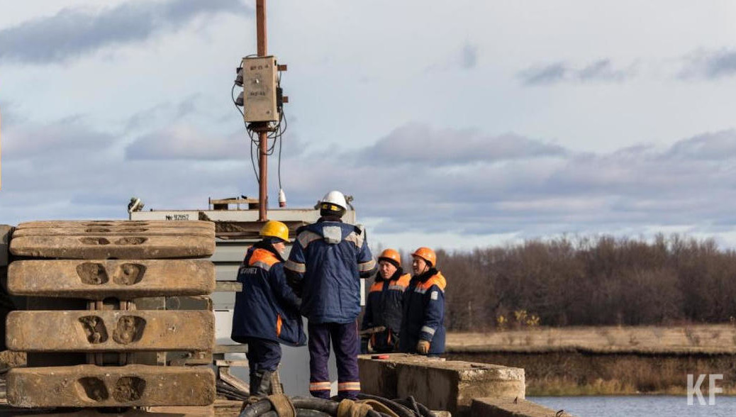 Продолжается поисково-спасательная операция.