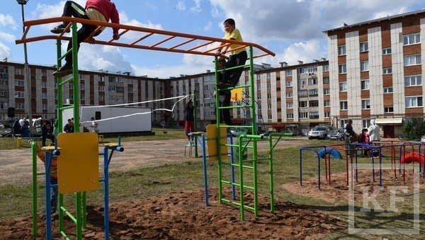 В Бавлах открыли ещё одну детскую игровую площадку в 27-м микрорайоне по программе «Мой район — моя инициатива»