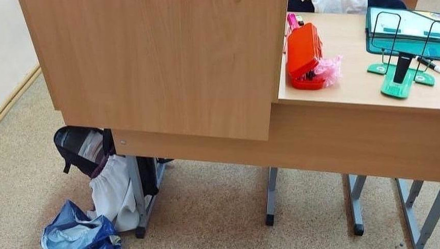 Директор учебного заведения объясняет такой подход методикой ученого Владимира Базарного.