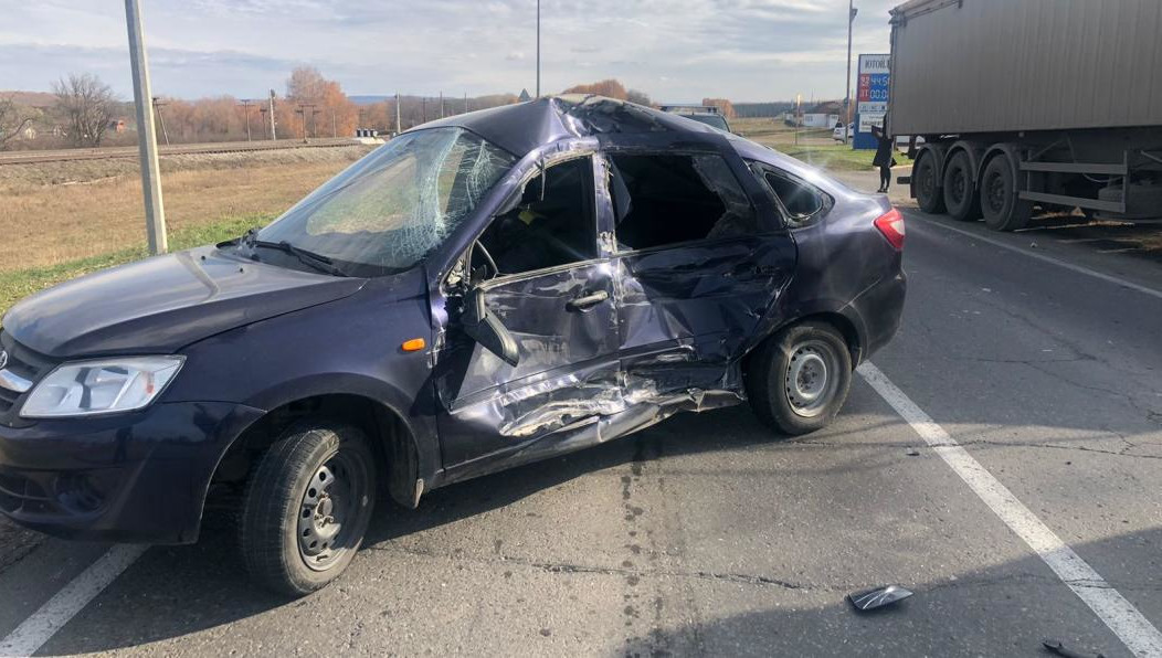 Управлявший грузовиком лихач