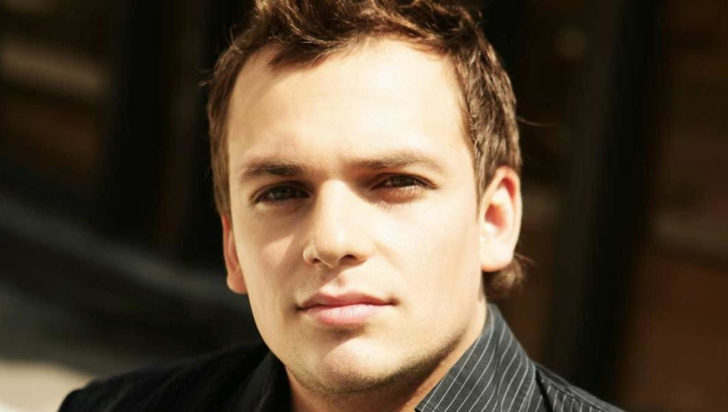 Женщина утверждает