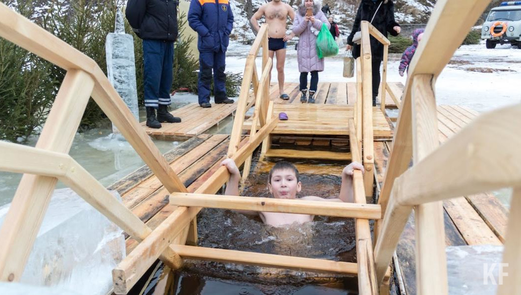 Детский организм ещё не сформировал систему терморегуляции.