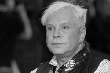 Певцу было 68 лет.