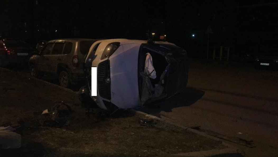 ДТП случилось поздно ночью.