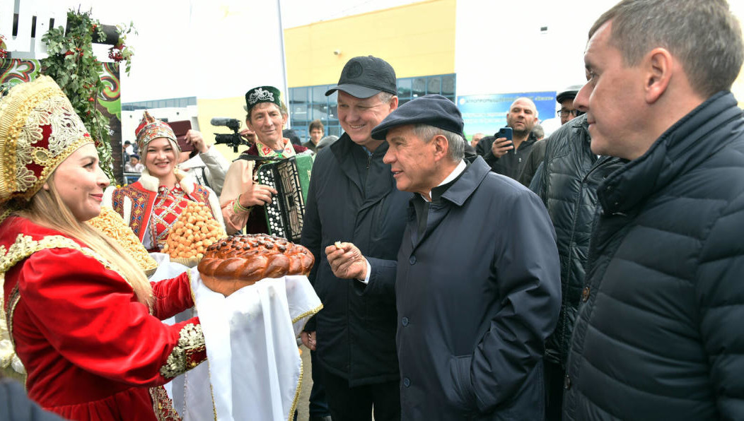 Президент Татарстана также поинтересовался ценами на мясо.