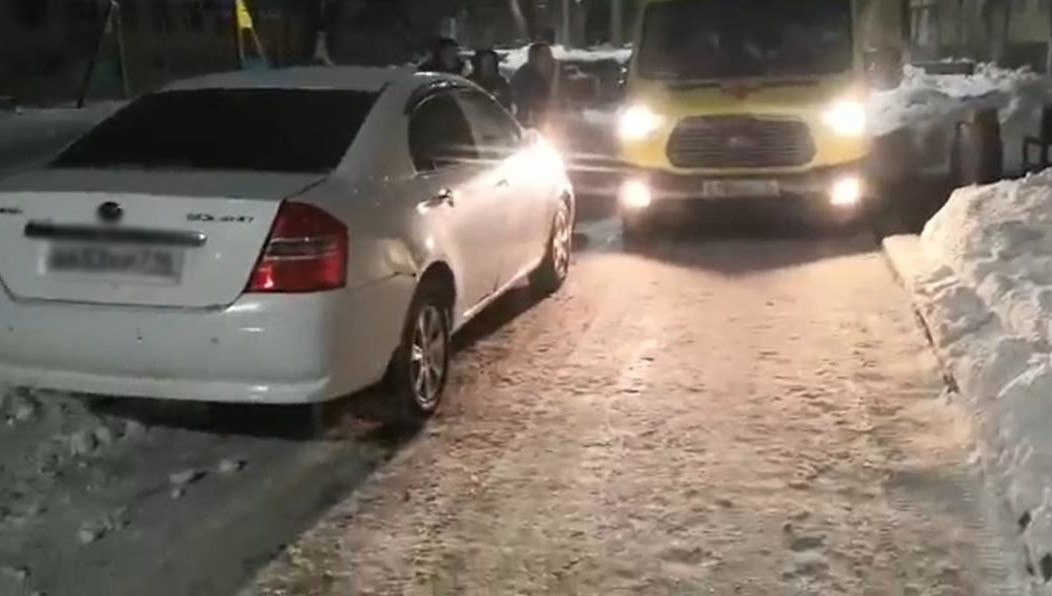 Пришлось вызвать вторую бригаду.