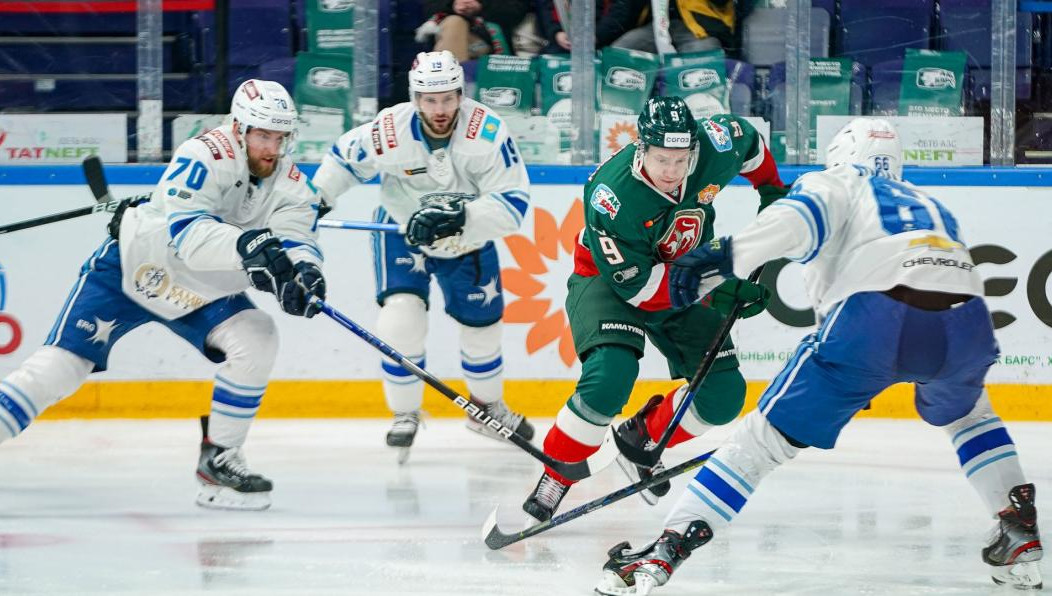 Игра должна была состояться 17 января.