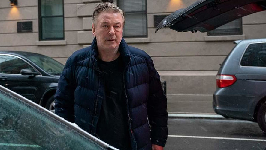 Актеру также разрешили общаться со свидетелями по своему делу.