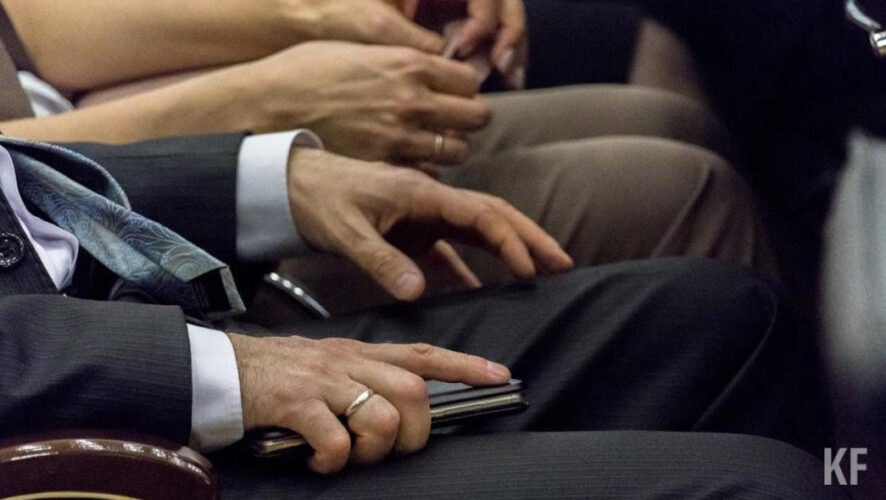 Общий процент освоение по республиканским финансовым программа оценивается в 37 процентов.