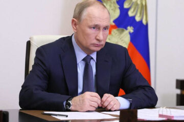 Предложение рассматривает президент России Владимир Путин.