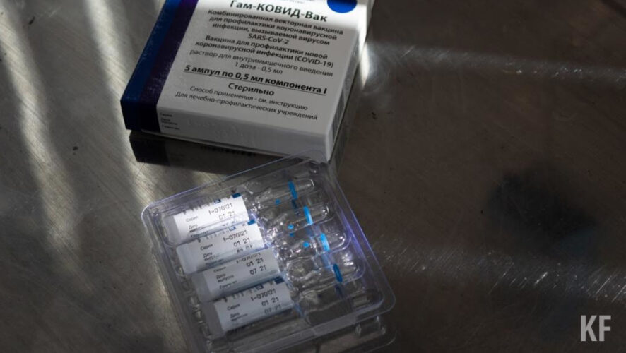 В госпитале на лечении находятся 93 человека.